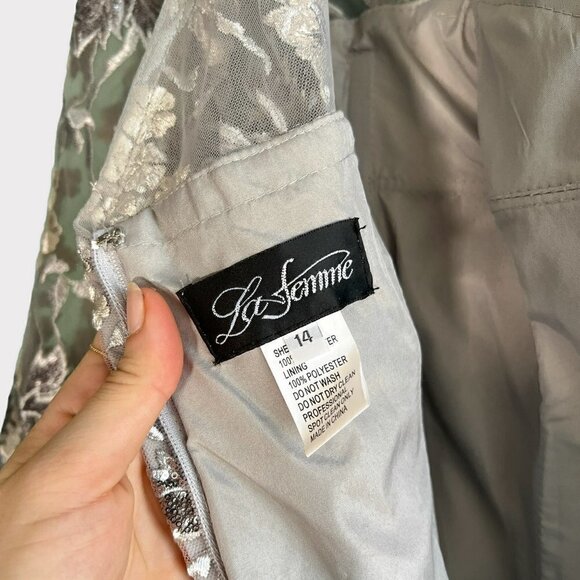 La Femme Long Sleeve Dazzling Tulle Gown #29825 Size 14 - Picture 7 of 8